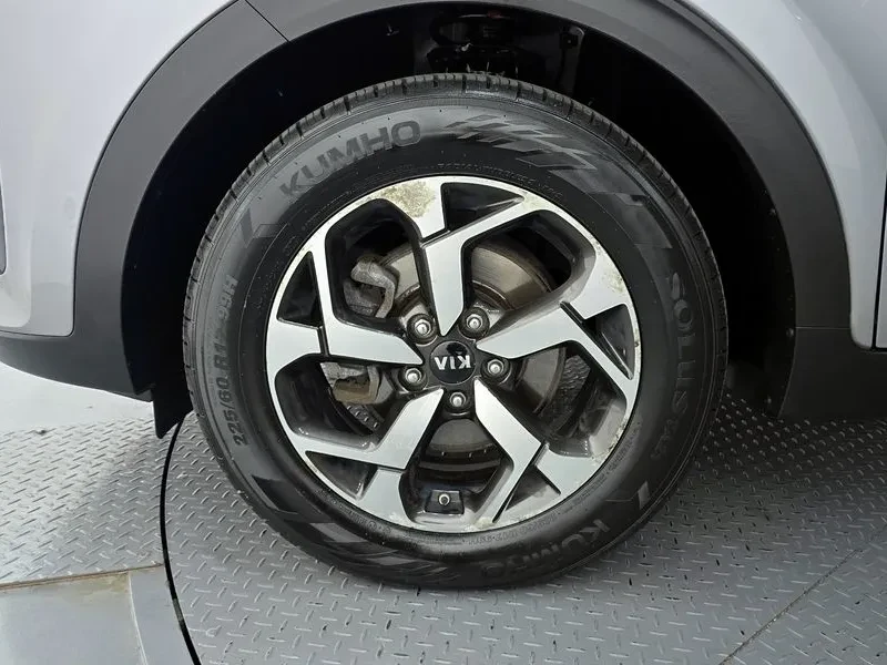 Kia Sportage, снимка 5 - Автомобили и джипове - 54821126