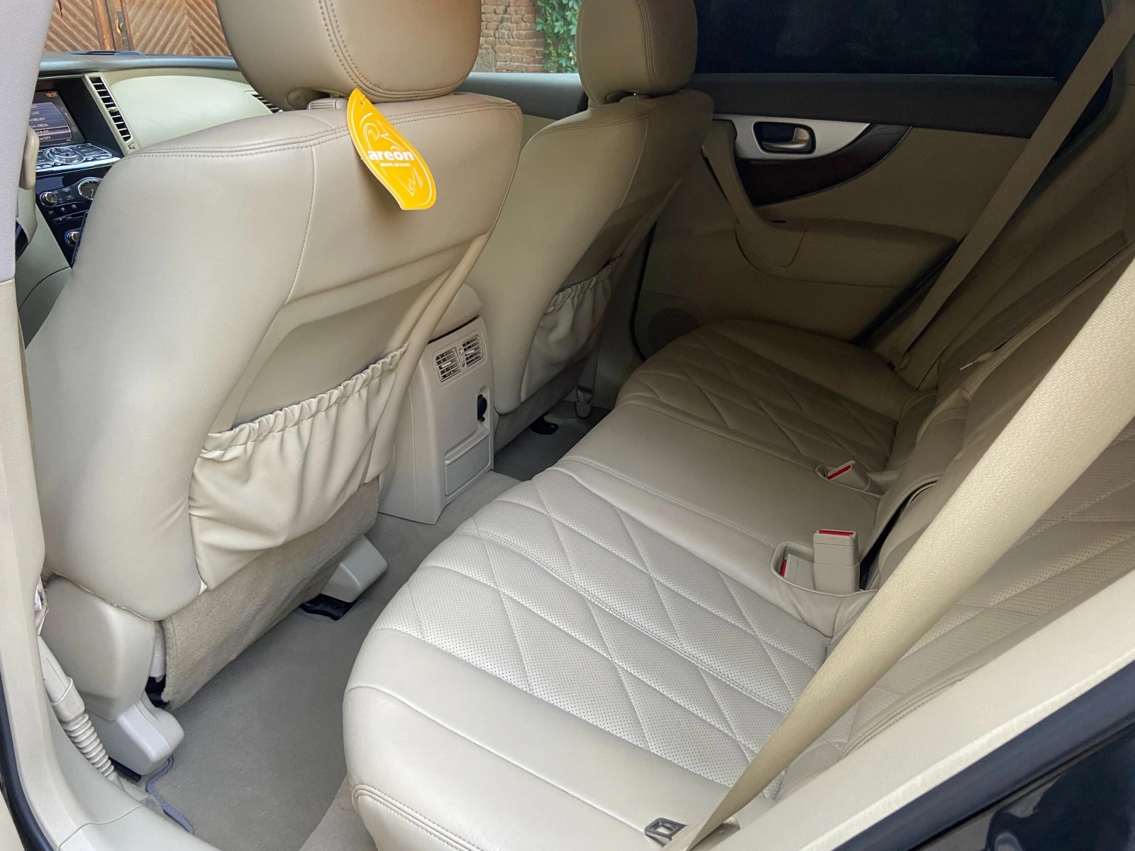 Infiniti QX70 3.0 dS | Mobile.bg   13