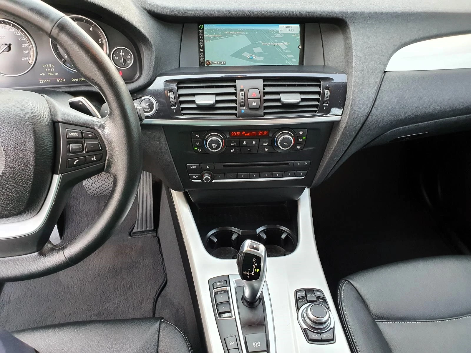 BMW X3 2.0d x-Drive/Панорама - изображение 9