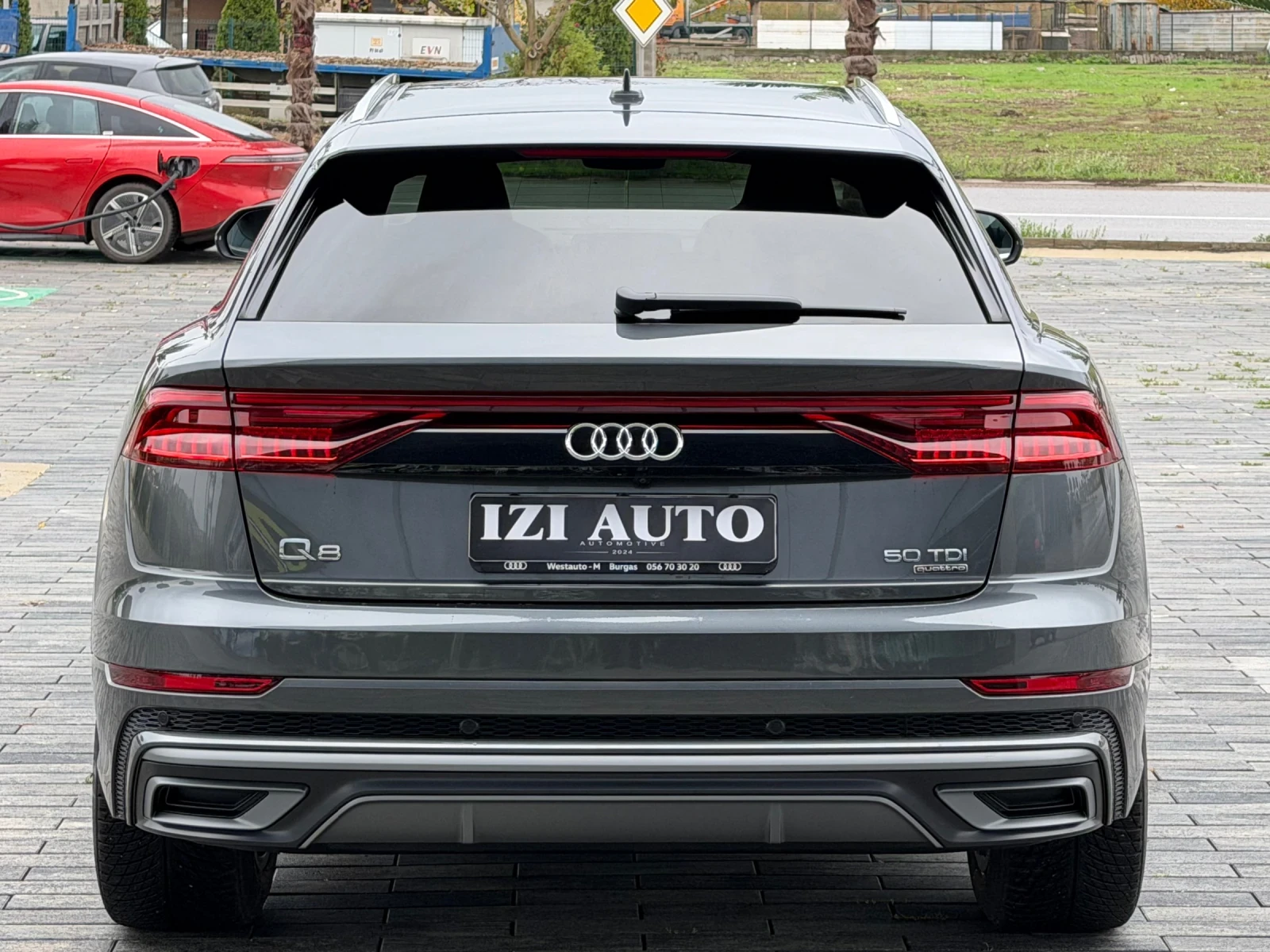 Audi Q8 50TDI/S LINE/VALCONA/VIRTUAL/ГАРАНЦИОННА/LIZING - изображение 5