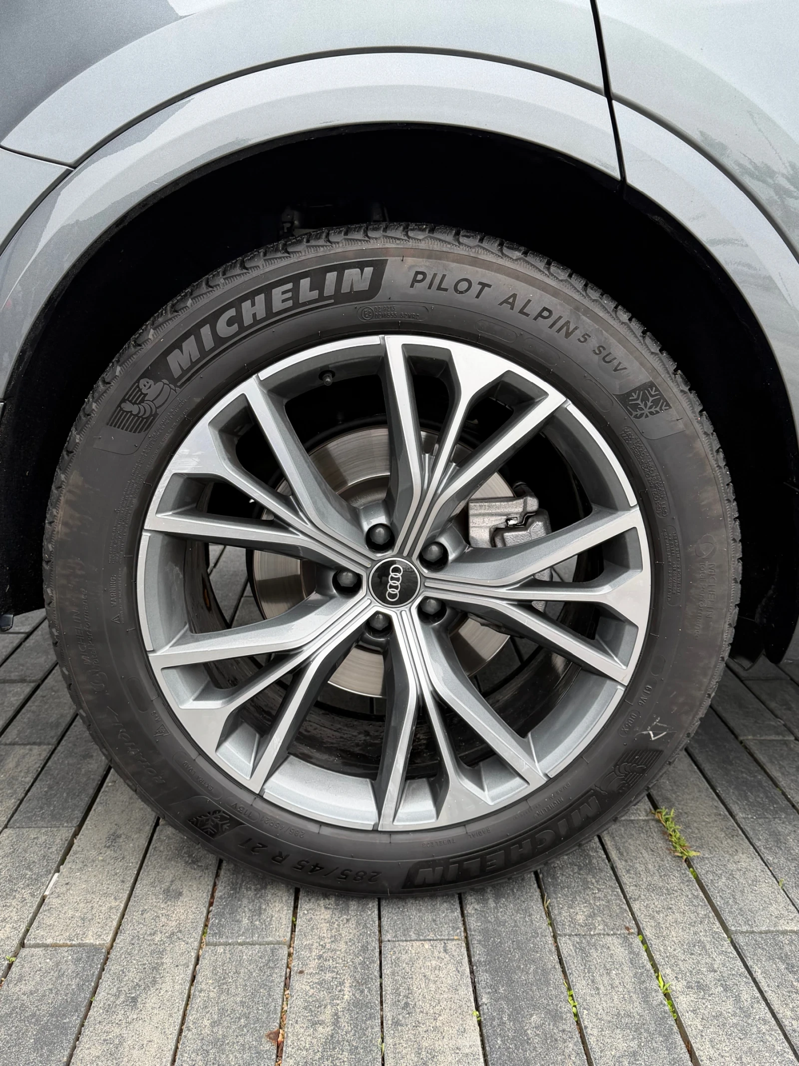 Audi Q8 50TDI/S LINE/VALCONA/VIRTUAL/ГАРАНЦИОННА/LIZING - изображение 7