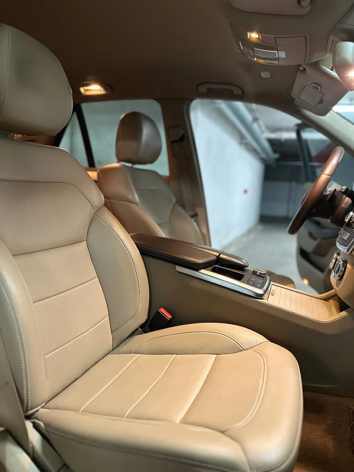 Mercedes-Benz ML 350, снимка 10 - Автомобили и джипове - 53751549