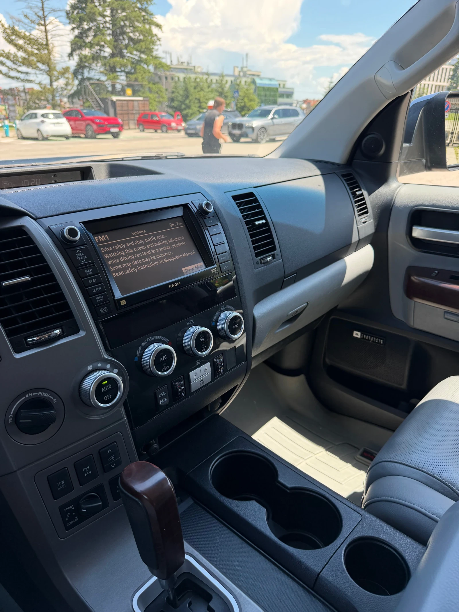Toyota Sequoia 5.7L Platinum | Mobile.bg � ����������� 16
