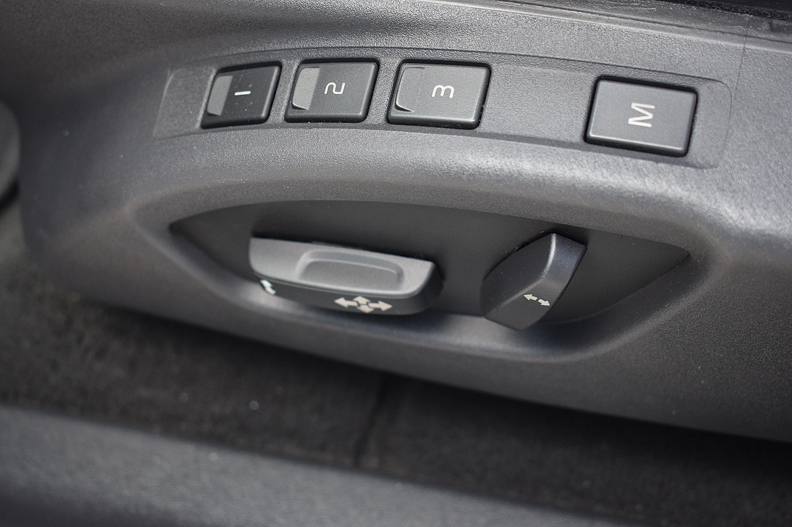 Volvo XC60 2.4/D5/205�.�/���������-LUX/���������/BLISS/LANE  | Mobile.bg � ����������� 8