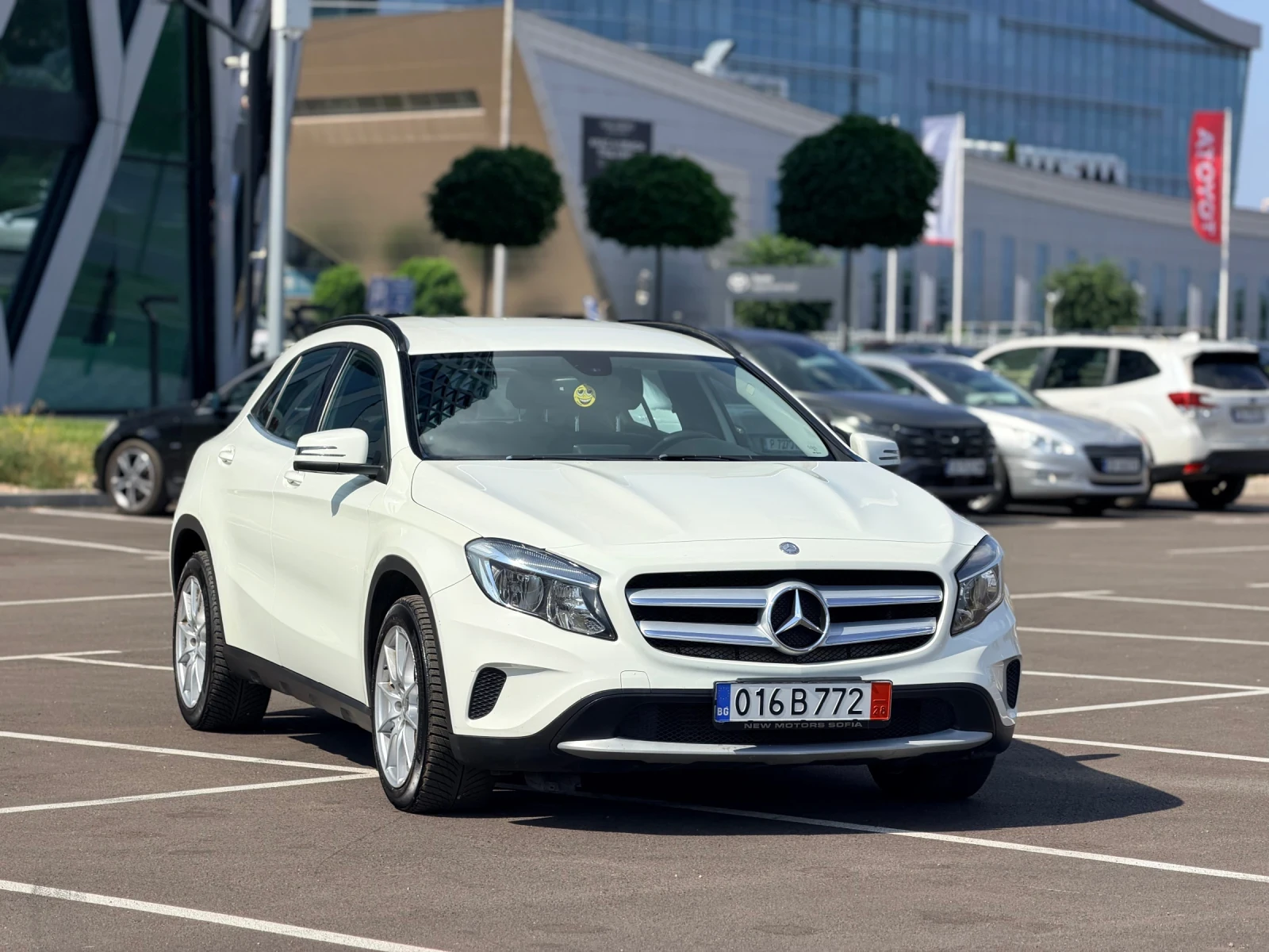 Mercedes-Benz GLA 200 200-Лизинг през Уникредит , снимка 3 - Автомобили и джипове - 55587952