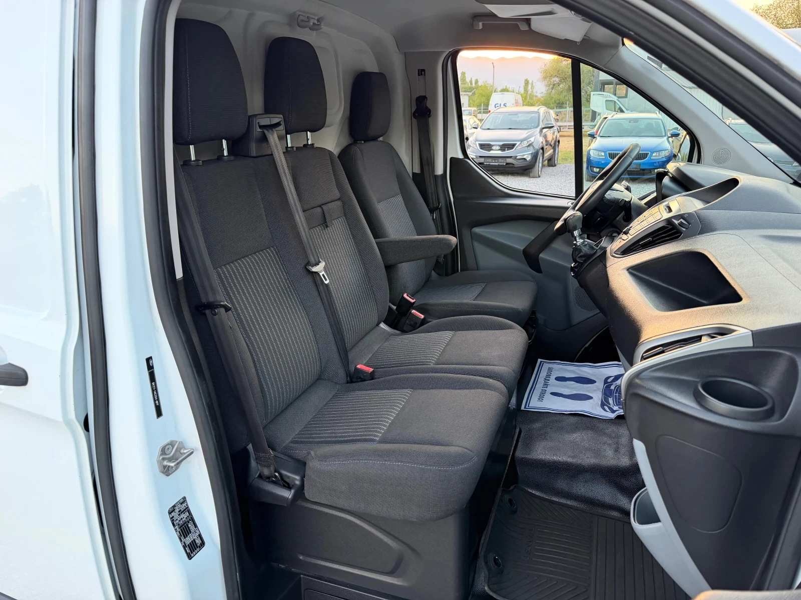 Ford Transit Custom 2.2TDCi 125�.� * ��������*  | Mobile.bg � ����������� 13