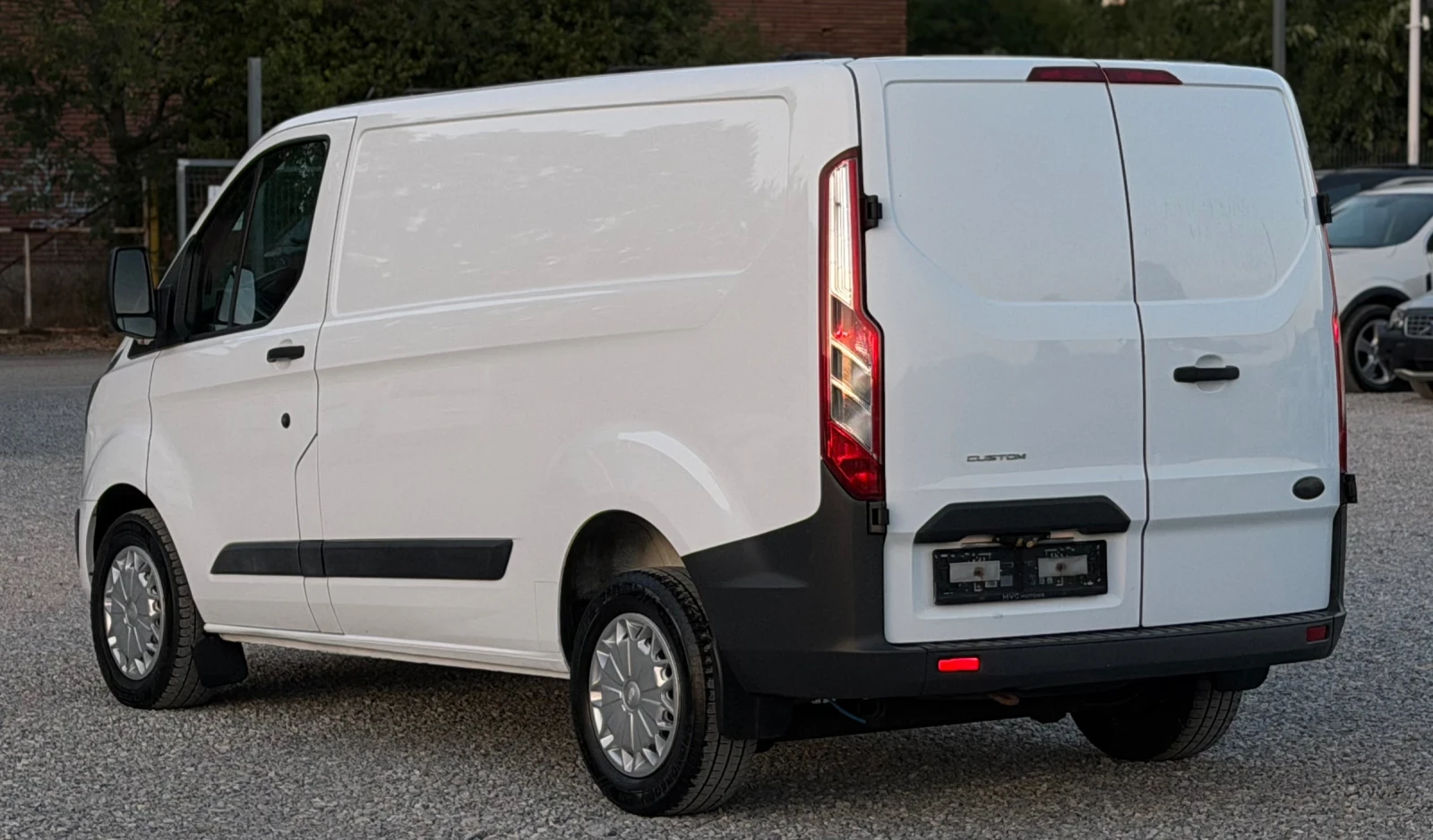 Ford Transit Custom 2.2TDCi 125�.� * ��������*  | Mobile.bg � ����������� 4