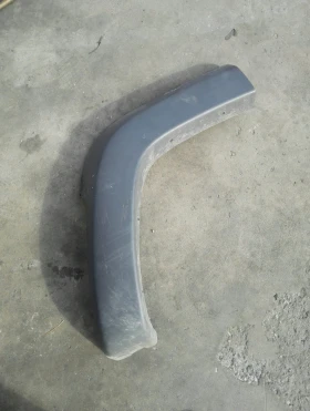 задна дясна вежда на купето Чероки Спорт