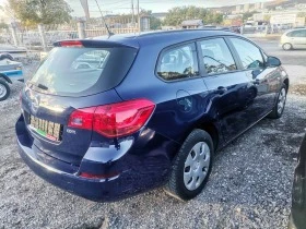 Opel Astra Sportstourer, снимка 4