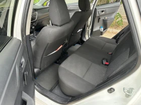 Toyota Auris 1.4, снимка 17