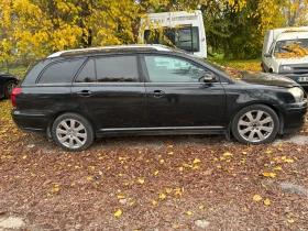 Toyota Avensis 2.4i 16V, снимка 2