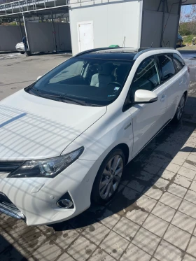 Toyota Auris, снимка 1