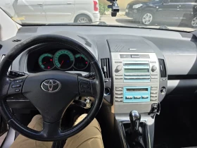 Toyota Corolla verso, снимка 4