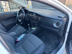 Toyota Auris 1.4, снимка 5