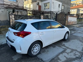 Toyota Auris 1.4, снимка 3