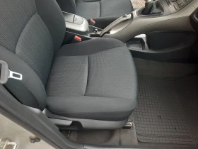 Toyota Auris 1.6i KEYLESS - 9399 лв. - 93434320 12