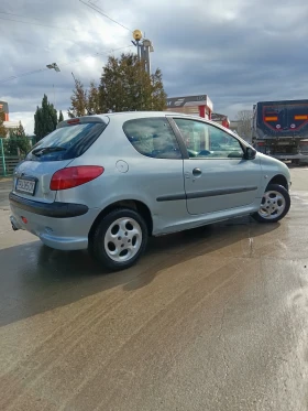 Peugeot 206 1.4i klimatik - 1100 € / 2151.41 лв. - 35238451 10