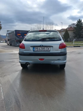 Peugeot 206 1.4i klimatik - 1100 € / 2151.41 лв. - 35238451 7