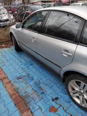 VW Passat - 1250 € / 2444.79 лв. - 27736200 5