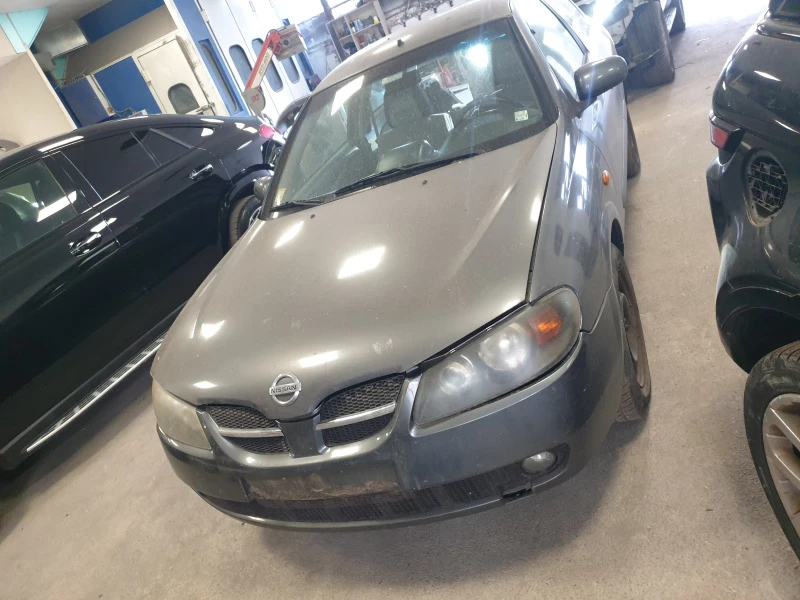 Nissan Almera, снимка 6 - Автомобили и джипове - 47818037