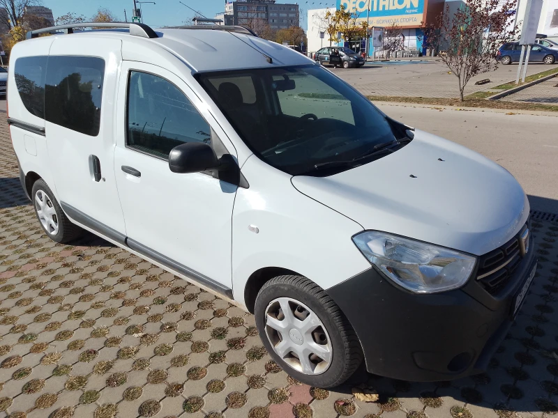 Dacia Dokker, снимка 6 - Автомобили и джипове - 48893115