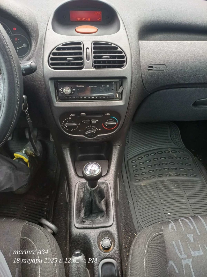 Peugeot 206, снимка 7 - Автомобили и джипове - 48711818