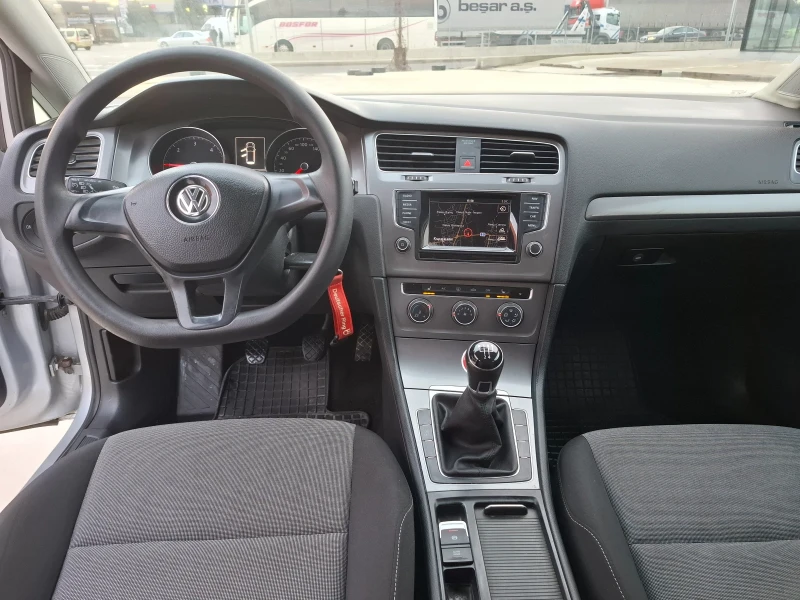 VW Golf 1.6TDI-105кс., снимка 8 - Автомобили и джипове - 48921317