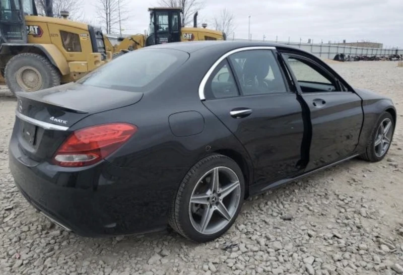 Mercedes-Benz C 300, снимка 4 - Автомобили и джипове - 49083608