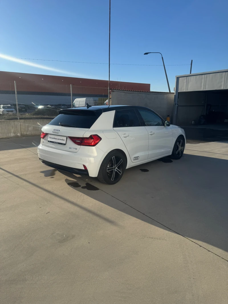 Audi A1, снимка 4 - Автомобили и джипове - 49377964