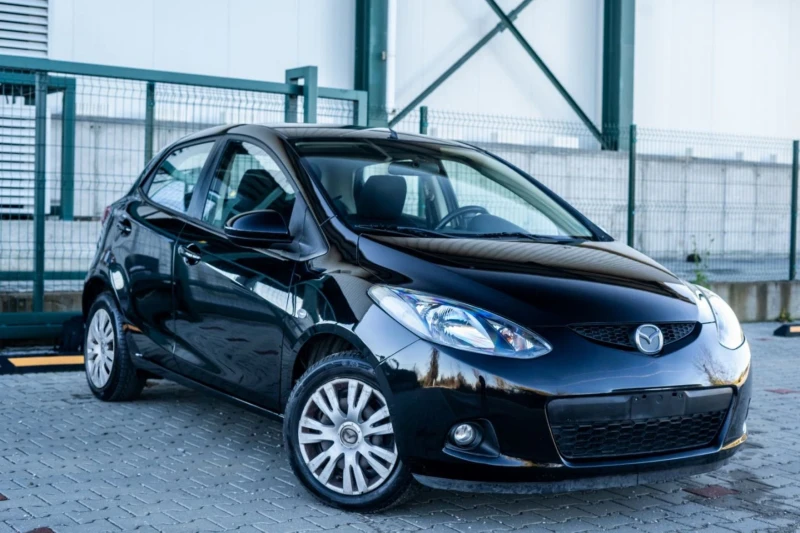 Mazda 2 1.4!! 75 к.с. Безупречна