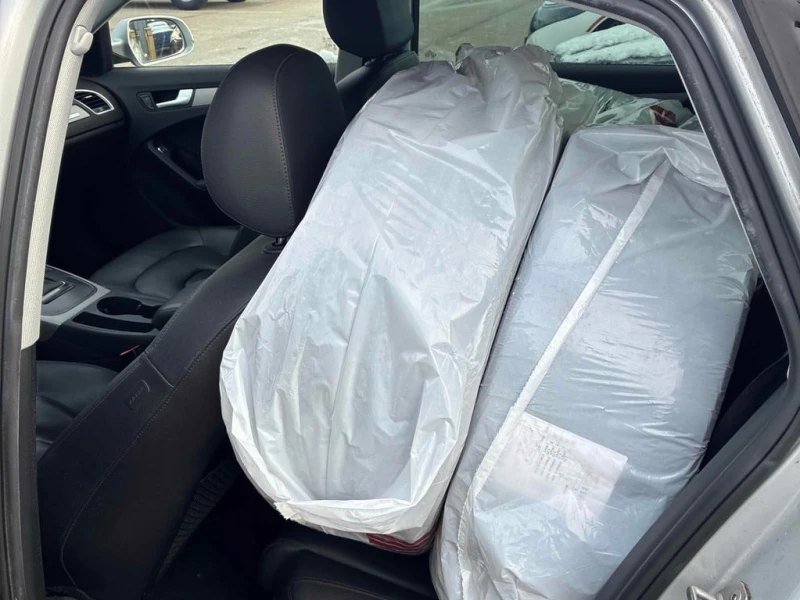 Audi A4 * 4dr Sdn Auto quattro * ФИНАНСИРАНЕ* КЛИП , снимка 12 - Автомобили и джипове - 52657764