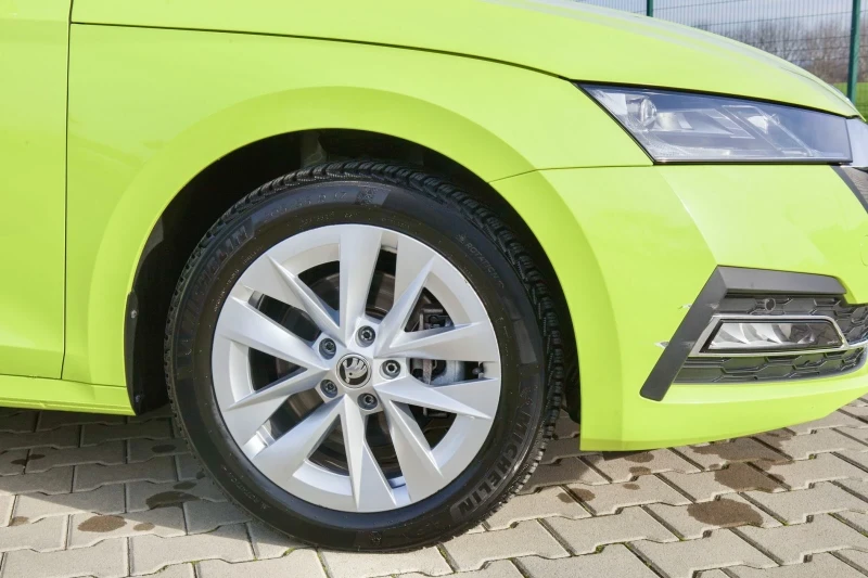 Skoda Octavia Style 4x4 Гаранция!, снимка 7 - Автомобили и джипове - 52845086