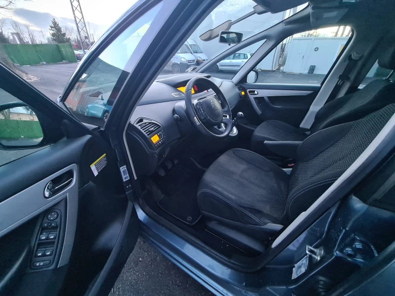 Citroen C4 Picasso 1.6 d 109 к.с. 2011 г. ЕВРО5, снимка 8 - Автомобили и джипове - 53059932