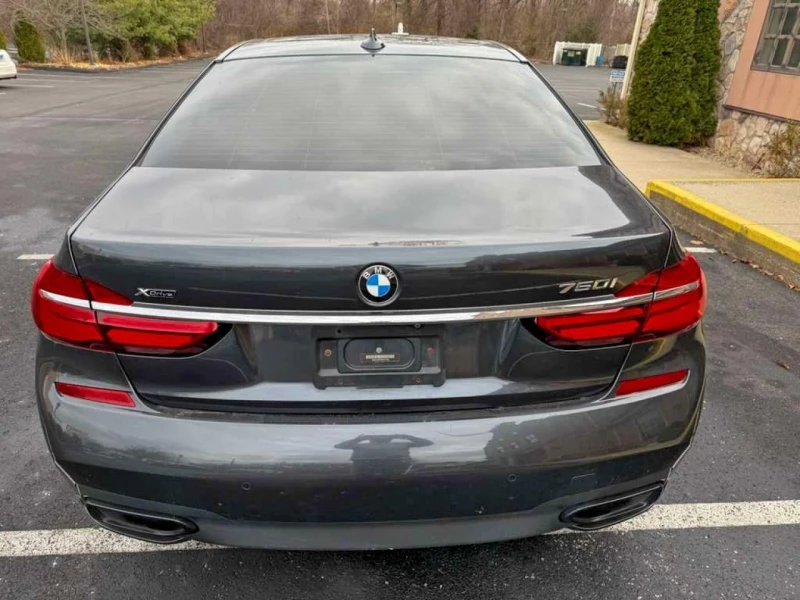 BMW 750, снимка 10 - Автомобили и джипове - 53067983