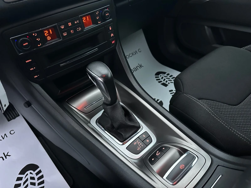 Citroen C5 FACELIFT* LED* NAVI* AVTOMATIK* TOP* , снимка 12 - Автомобили и джипове - 53100240