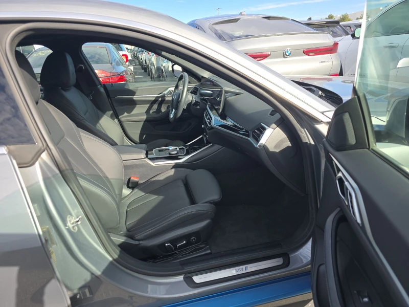 BMW i4 eDrive40 * ФИКСИРАНА ЦЕНА* , снимка 8 - Автомобили и джипове - 53122323