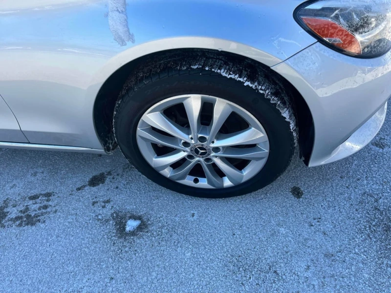 Mercedes-Benz C 300 / 4MATIC AWD / ШИБИДАХ / CARFAX , снимка 7 - Автомобили и джипове - 53330626