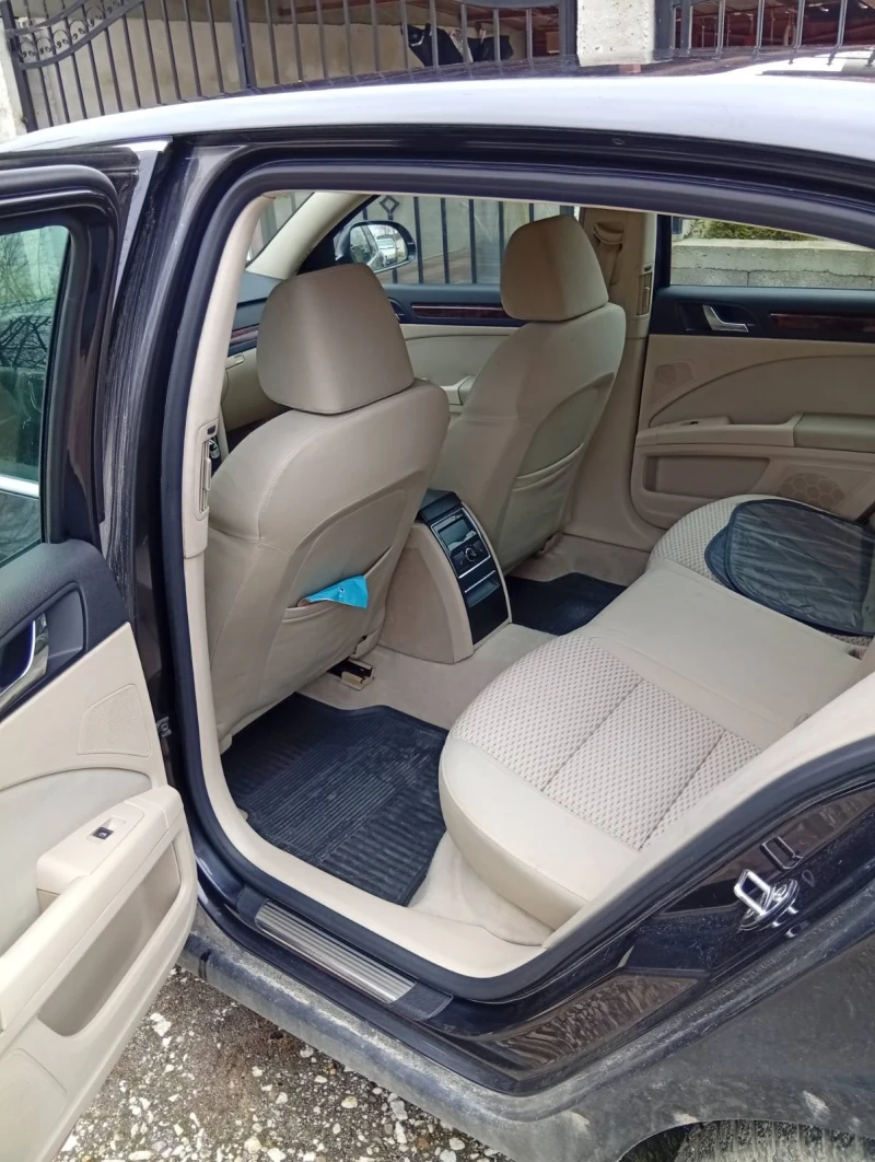 Skoda Superb 2.0TDI 170кс, снимка 6 - Автомобили и джипове - 53579764
