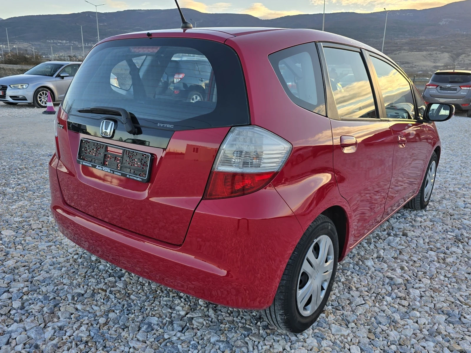 Honda Jazz 1.4i/ НОВА - изображение 3