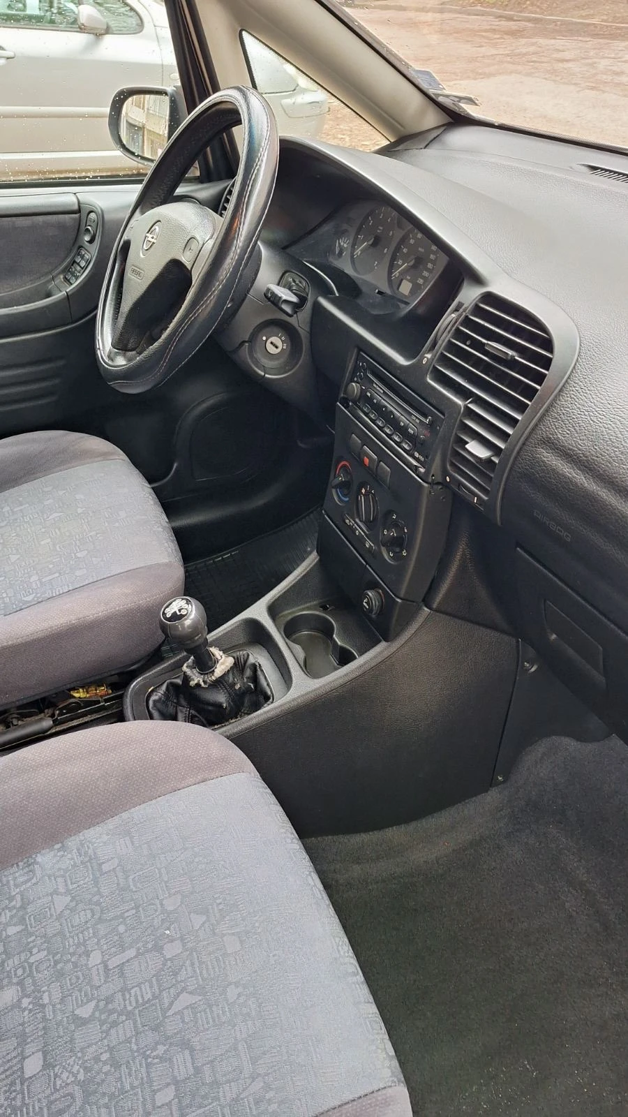 Opel Zafira  - изображение 2