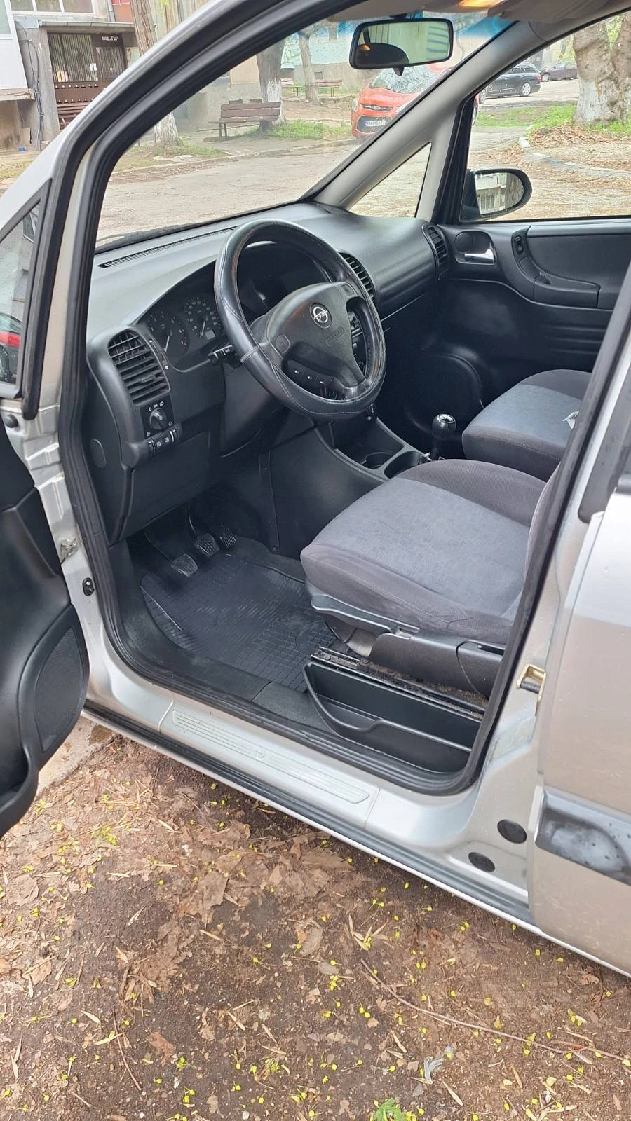 Opel Zafira  - изображение 7