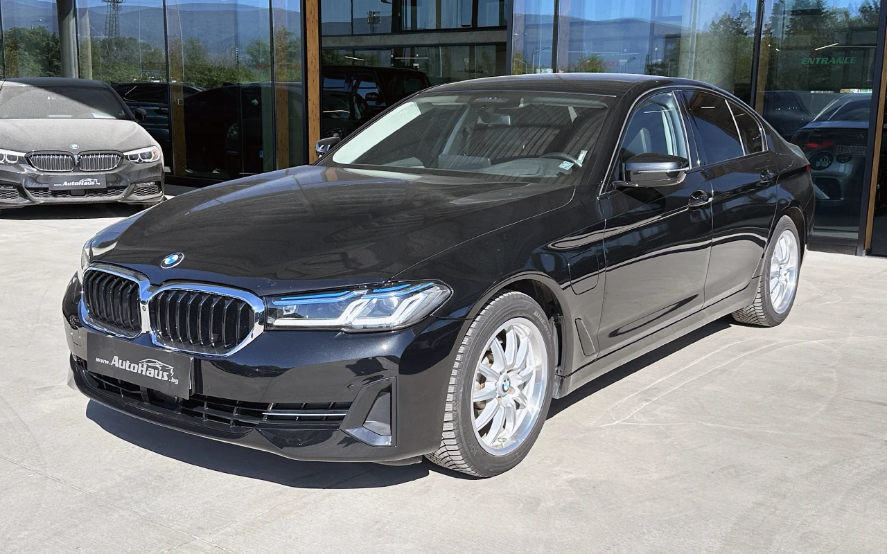 BMW 530E G30 LCI iPerformance - изображение 2