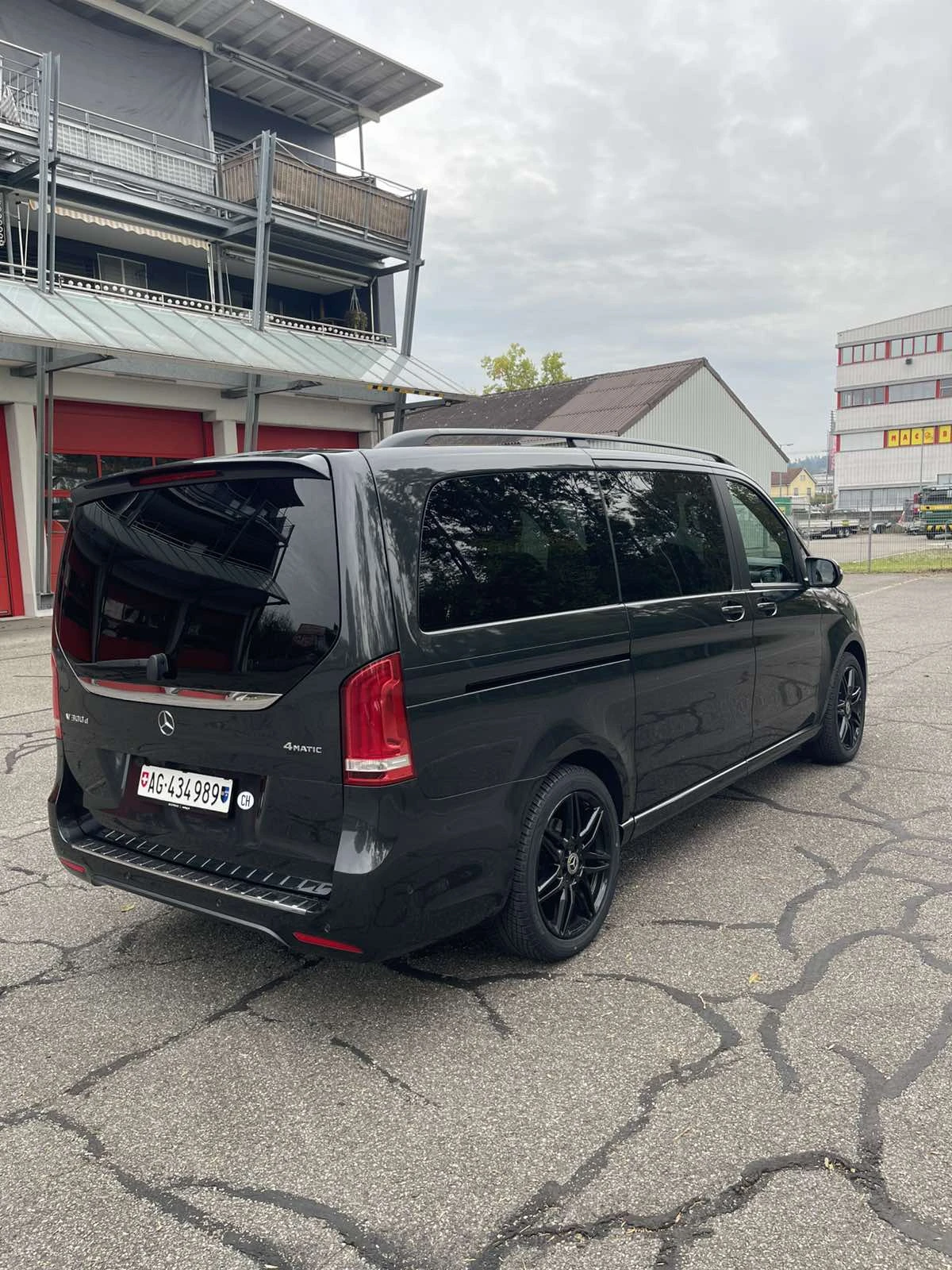 Mercedes-Benz V 300 AMG-LONG-4Matic 9G-Tronic | Mobile.bg   7