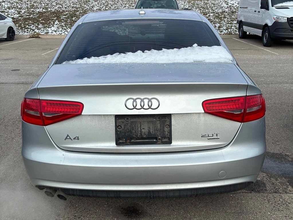 Audi A4 * 4dr Sdn Auto quattro * ФИНАНСИРАНЕ* КЛИП  - изображение 4