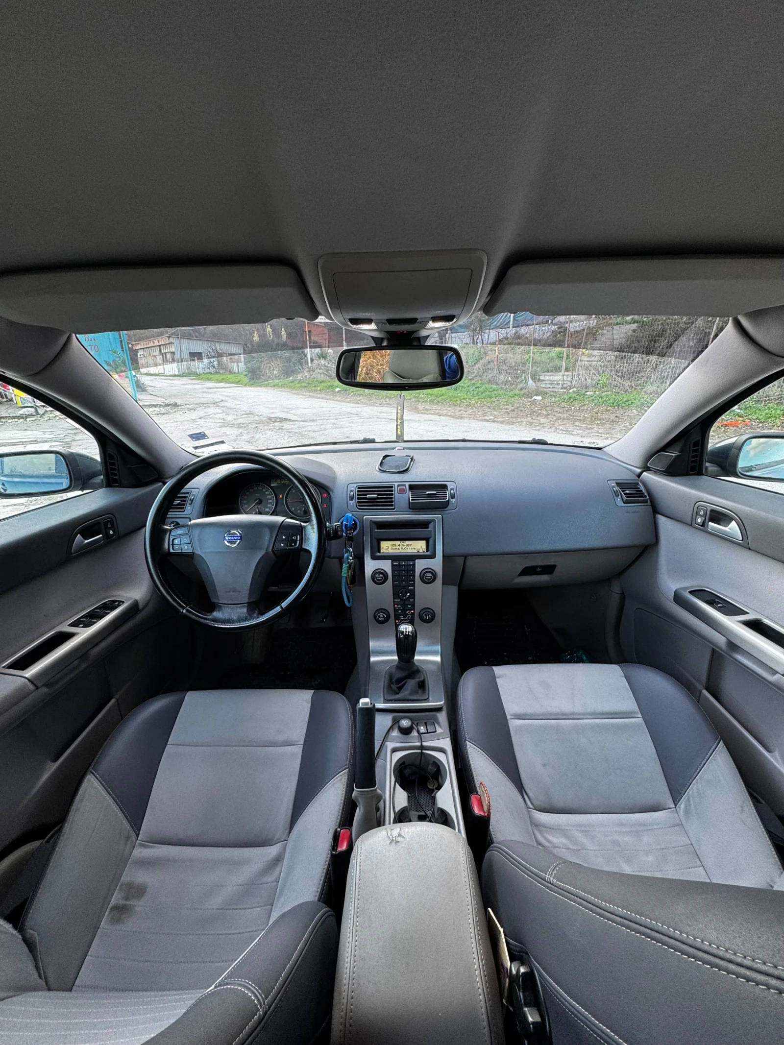 Volvo V50  - изображение 3