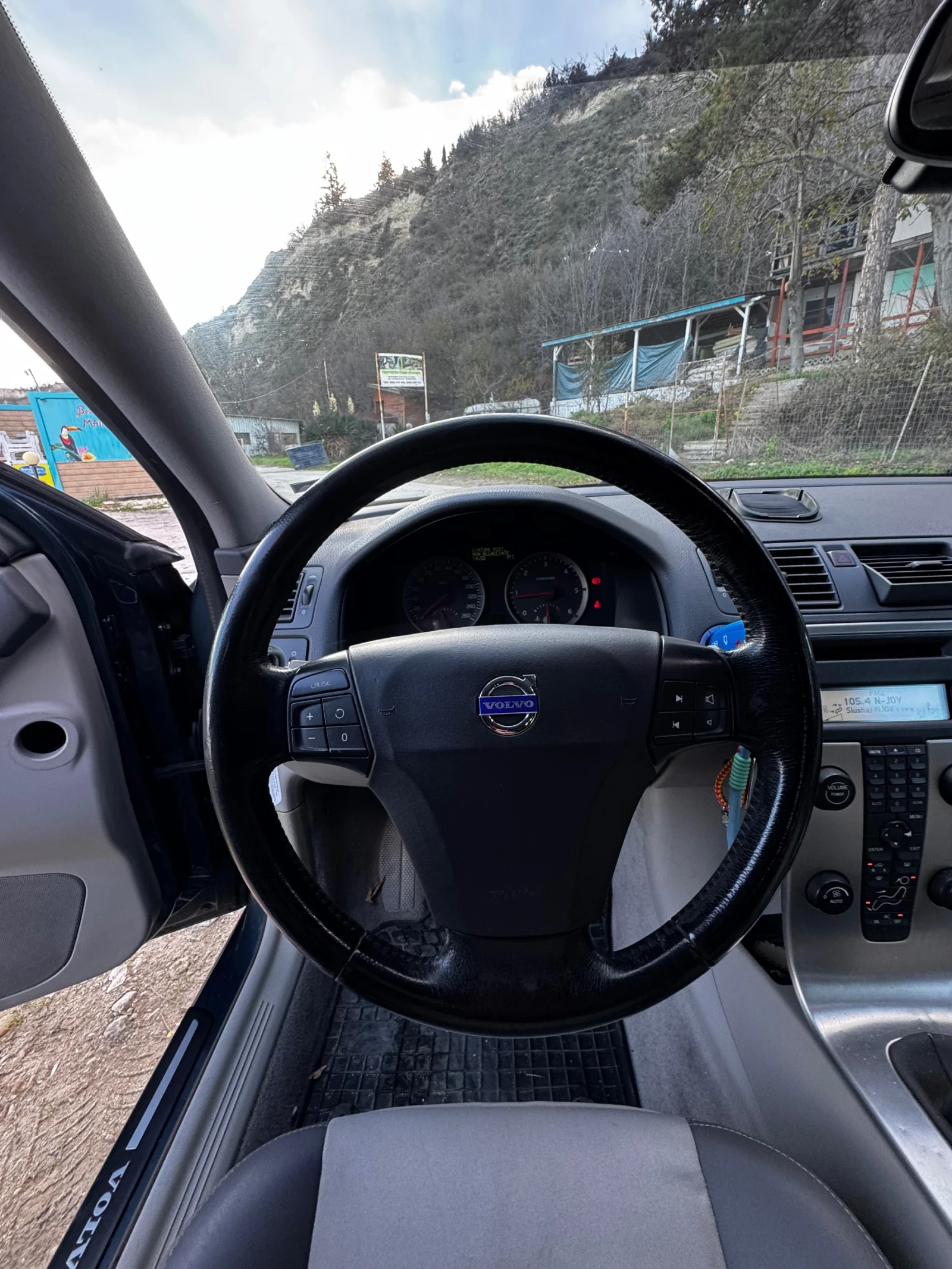 Volvo V50  - изображение 4