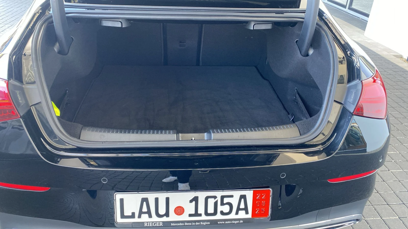 Mercedes-Benz CLA 200 AMG* Keyless* Kamera* Burmaster - изображение 6