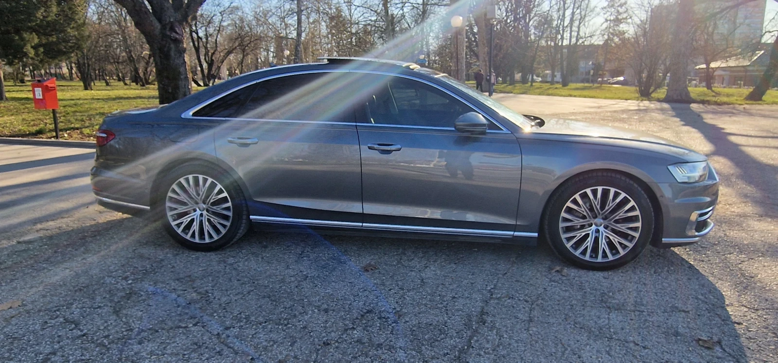 Audi A8 50TDI, B&O, OLED, FULL PACKET, снимка 8 - Автомобили и джипове - 53815465