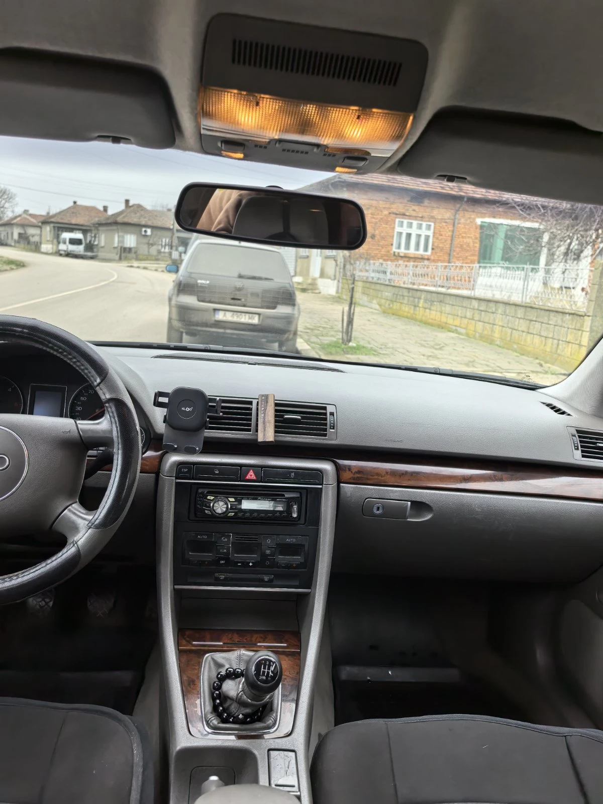 Audi A4 1.9 TDI, снимка 3 - Автомобили и джипове - 54014410