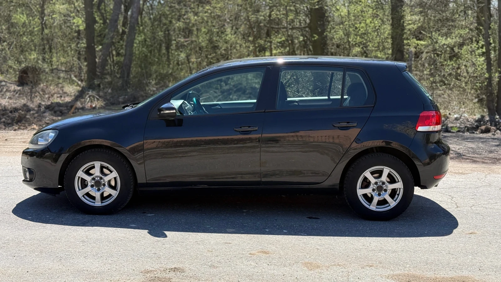 VW Golf 2.0TDI, снимка 6 - Автомобили и джипове - 54247912